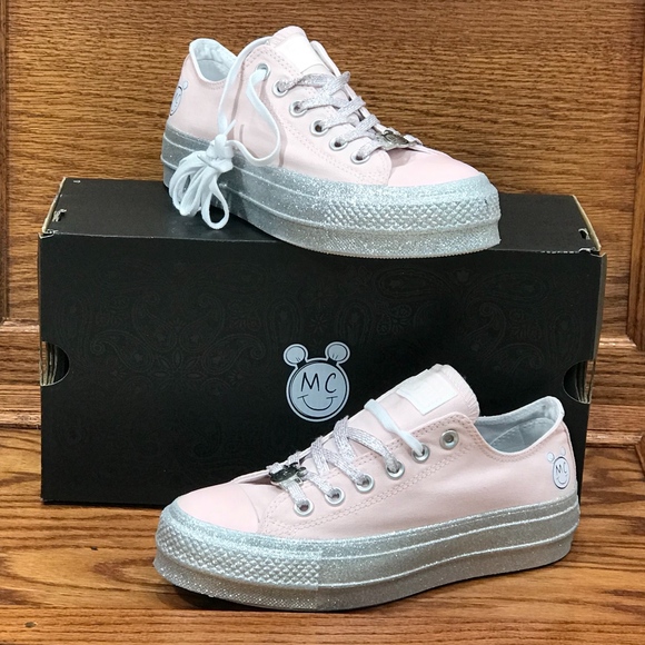 converse mc pink